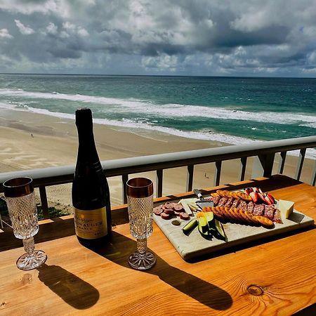 Absolutely Stunning! On The Beach !!! Gold Coast Dış mekan fotoğraf