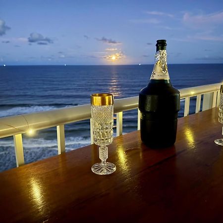 Absolutely Stunning! On The Beach !!! Gold Coast Dış mekan fotoğraf